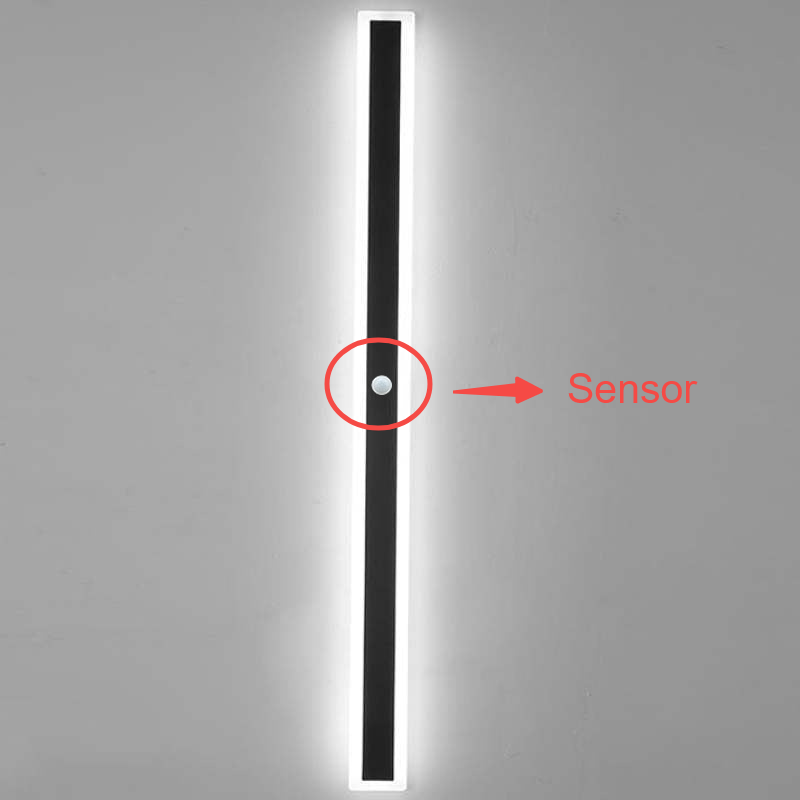 Vynn Linear Outdoor Wall Lamp - Neutralighting