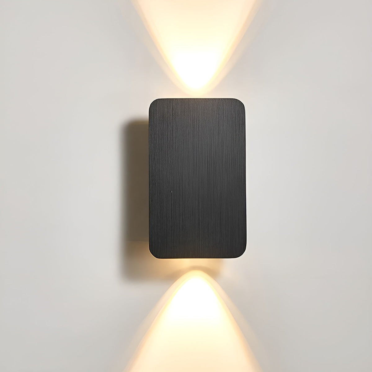 LineaGlow Minimalist LED Wall Light | Energy-Efficient Aluminium Wall Lamp