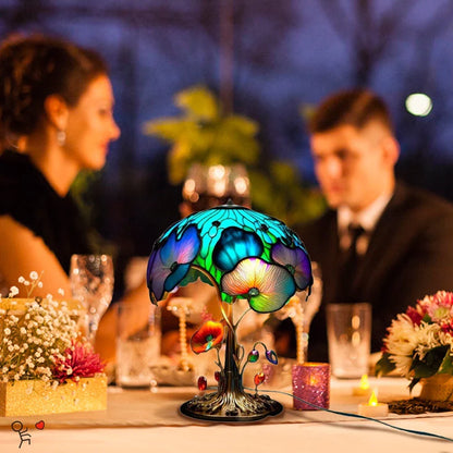 Charming Stained Glass Table Lamp – Vintage Decorative Lighting