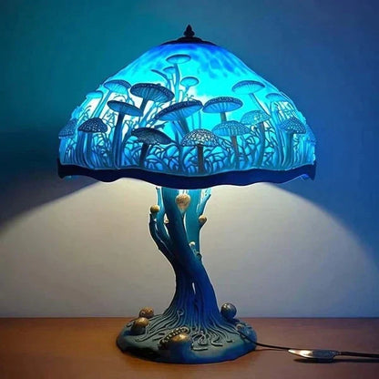 Charming Stained Glass Table Lamp – Vintage Decorative Lighting