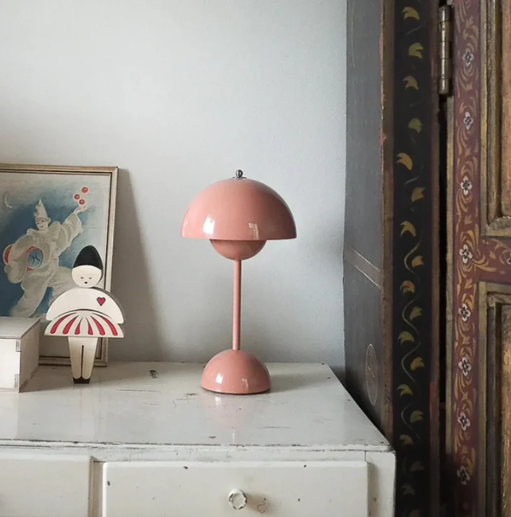 Contemporary Touch Table Lamp – Modern Dimmable Bedside LED Light