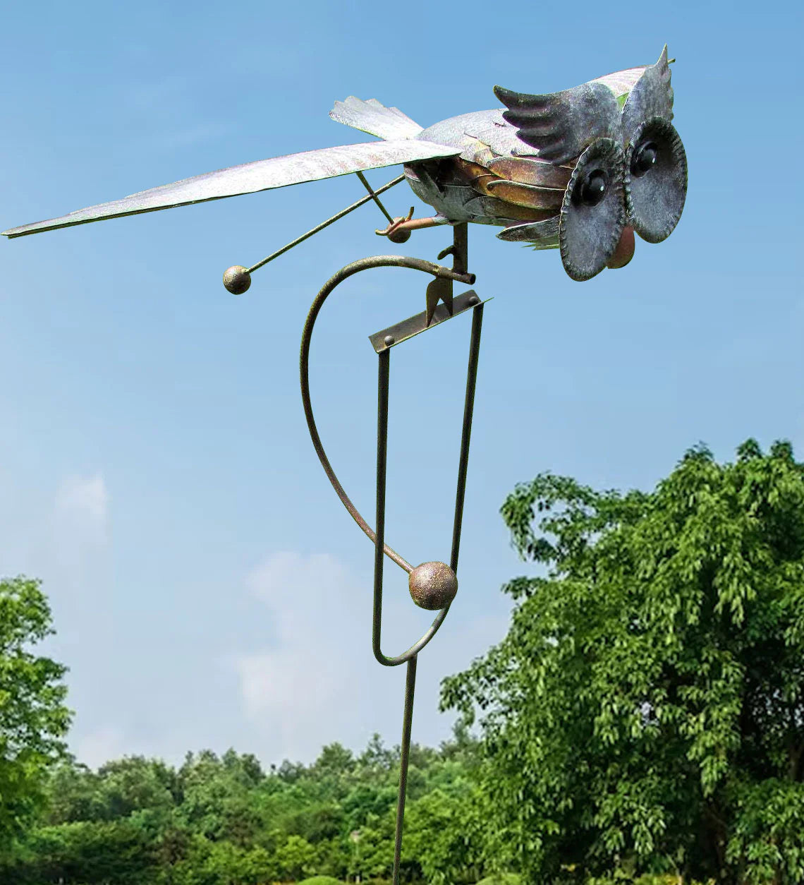 Garden Wind Spinner – Metal Outdoor Decorative Ornament