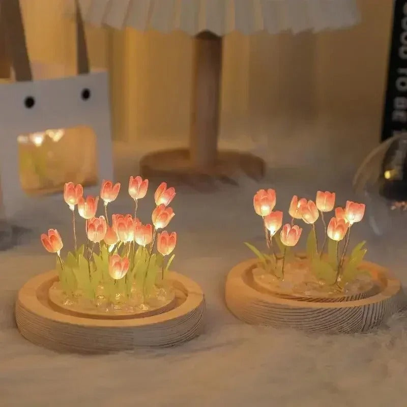 Tulip Flower Table Lamp