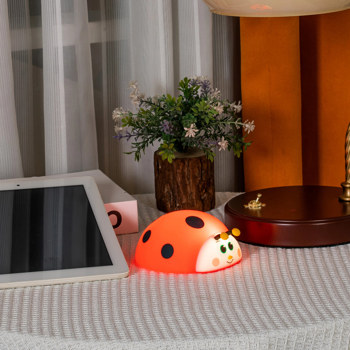 Capybara Touch Night Light