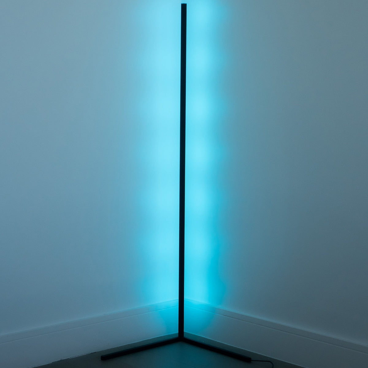 CornerGlow Slim LED Floor Lamp | Dimmable Corner Lamp with Remote Control