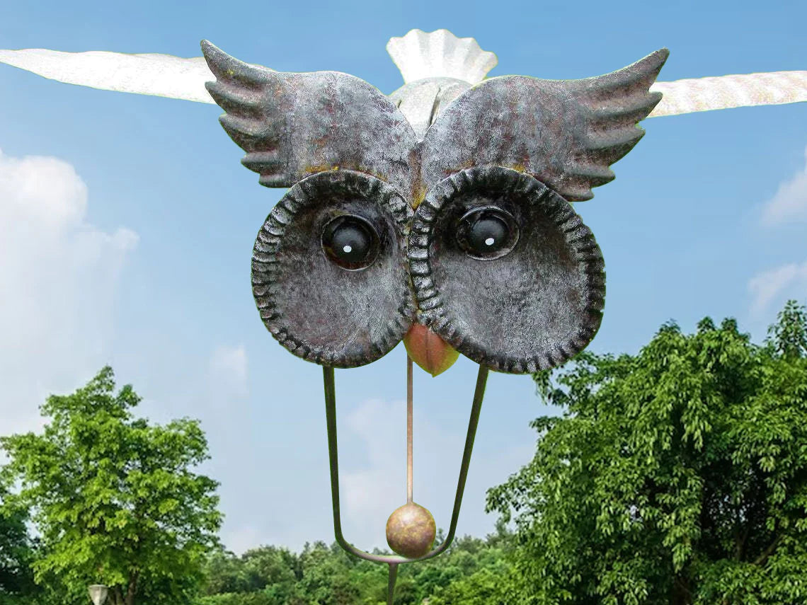 Garden Wind Spinner – Metal Outdoor Decorative Ornament