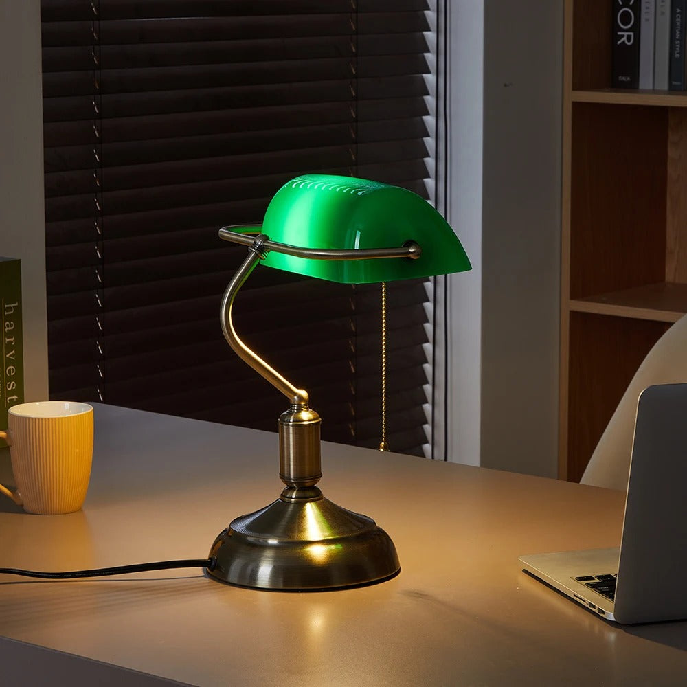 Classic Bank Desk Lamp