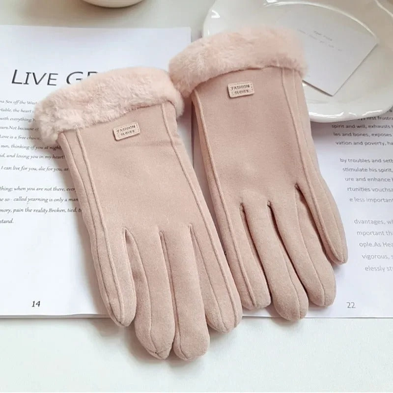 Women’s Winter Plush Gloves – Warm Suede, Fashionable Design & Touchscreen Compatible