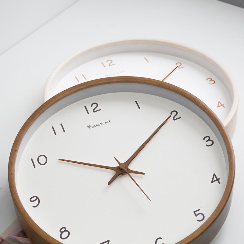 Simple Solid Wood Analogue Wall Clock for Home - SKØRTER